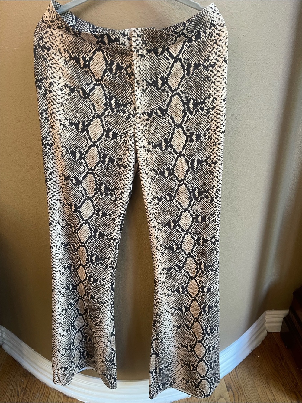 ZARA Snakeskin Print Trousers Flared Wide Leg Pants Size Medium Like New - Picture 2 of 13